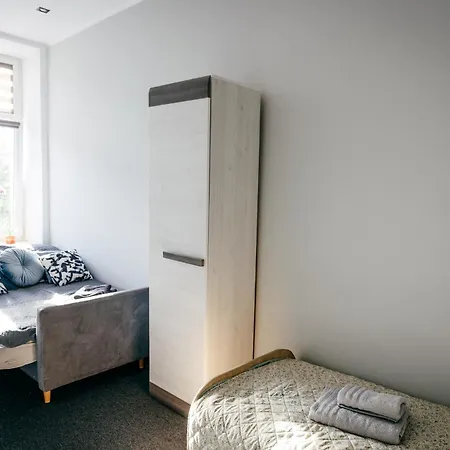Wolczanska 222 3 Bedroom Parking * Lodz